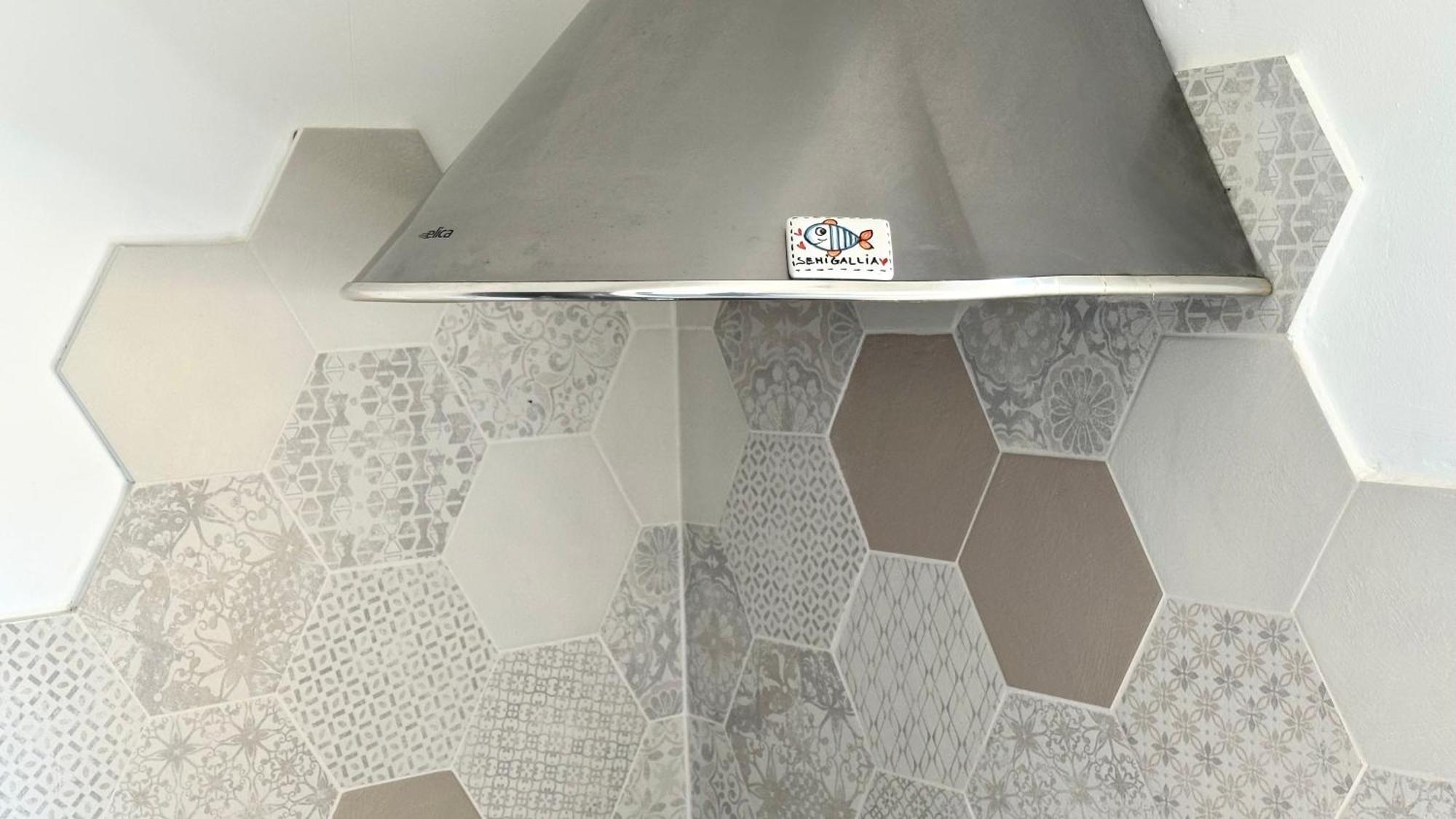 Se041 - Senigallia, Quadrilocale Accessoriato A 150Mt Dal Mare Ngoại thất bức ảnh